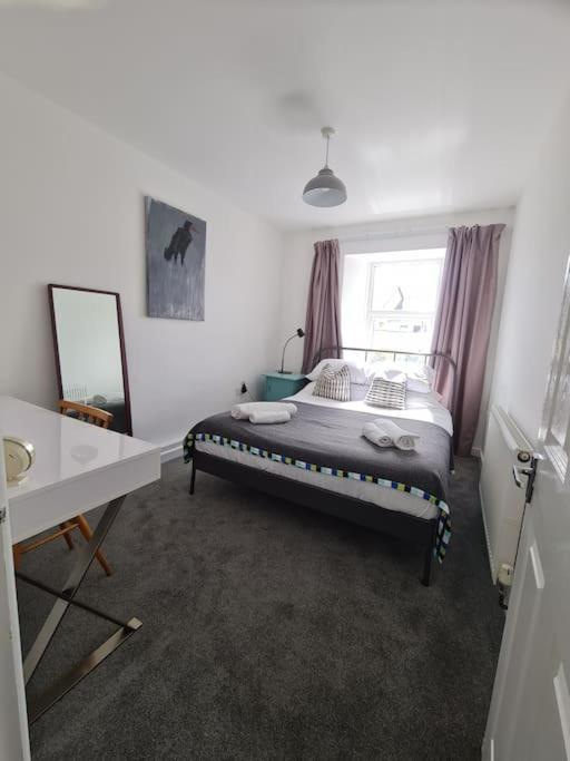 Beautiful And Bright !! Town/Harbour Apartment #2 Penzance Extérieur photo
