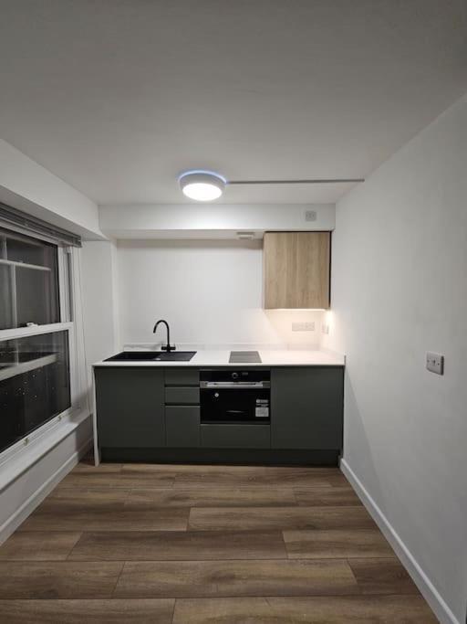 Beautiful And Bright !! Town/Harbour Apartment #2 Penzance Extérieur photo